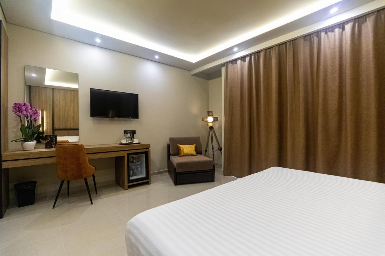 Kraal Hotel Vlorë 外观 照片