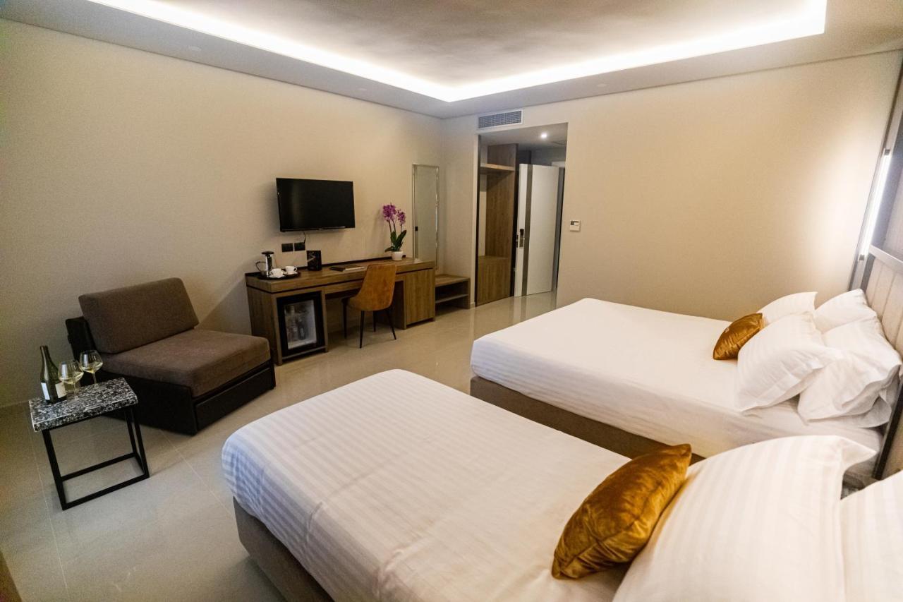 Kraal Hotel Vlorë 外观 照片